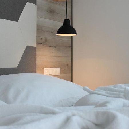 Apartman Kyjev Podhájska Buitenkant foto