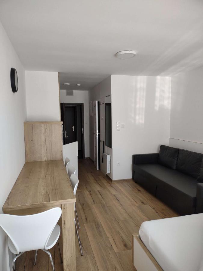 Apartman Kyjev Podhájska Buitenkant foto