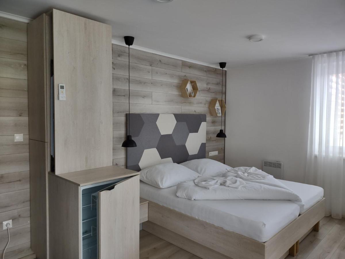 Apartman Kyjev Podhájska Buitenkant foto