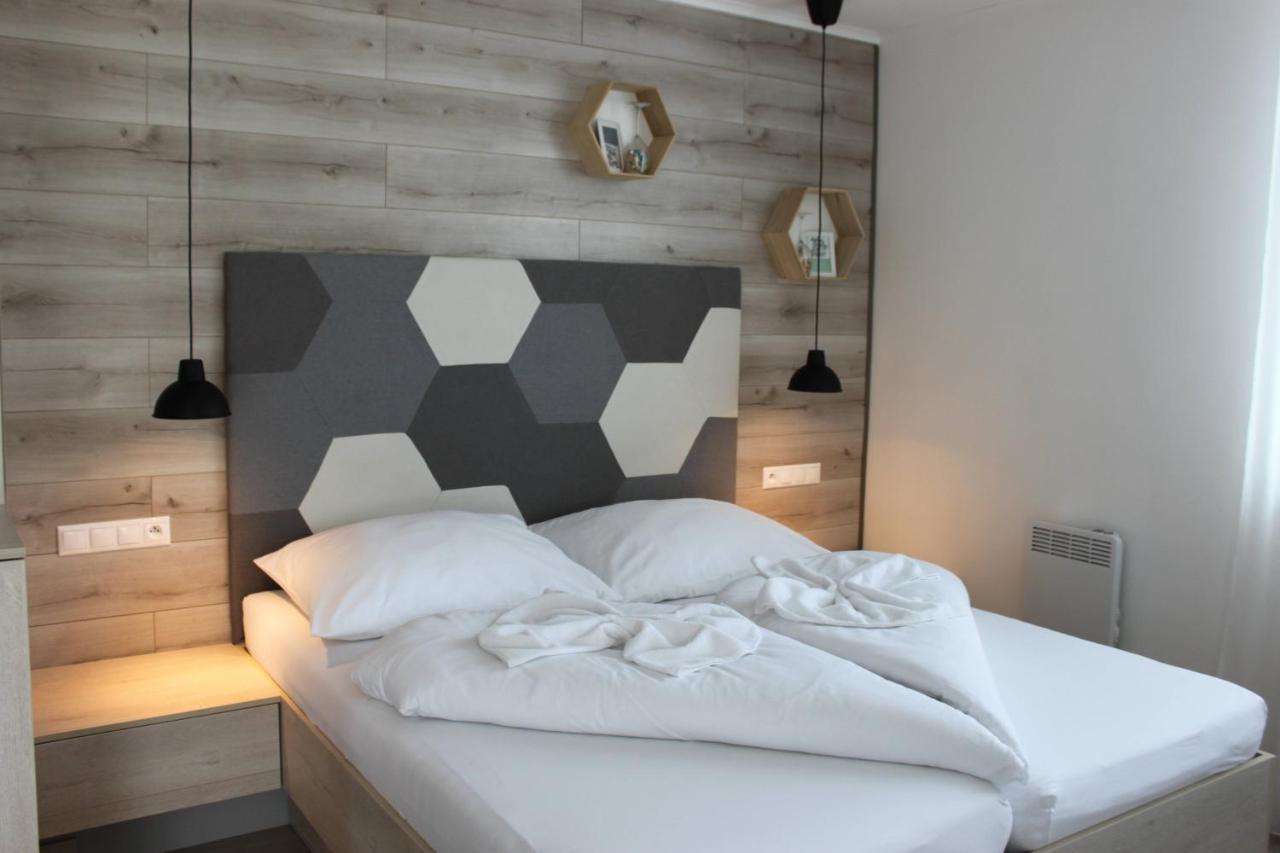 Apartman Kyjev Podhájska Buitenkant foto