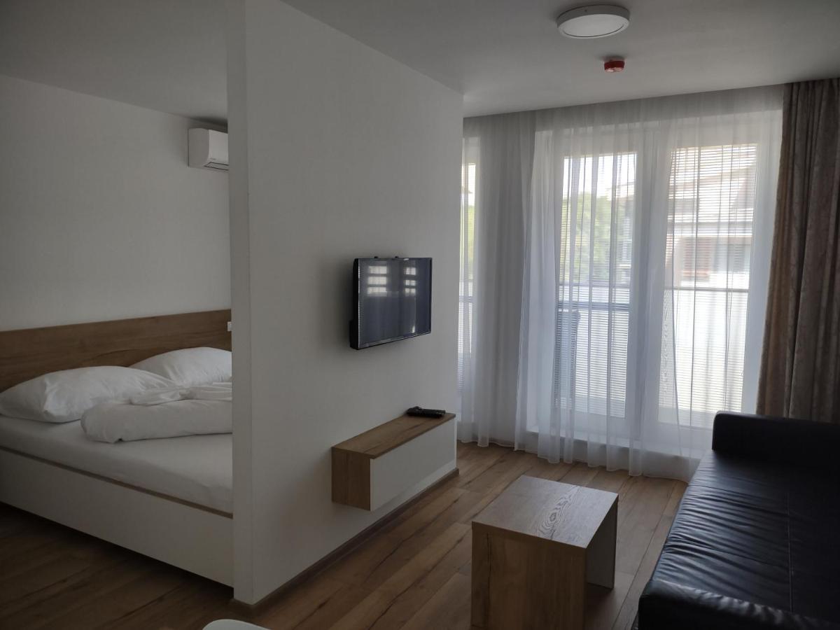 Apartman Kyjev Podhájska Buitenkant foto